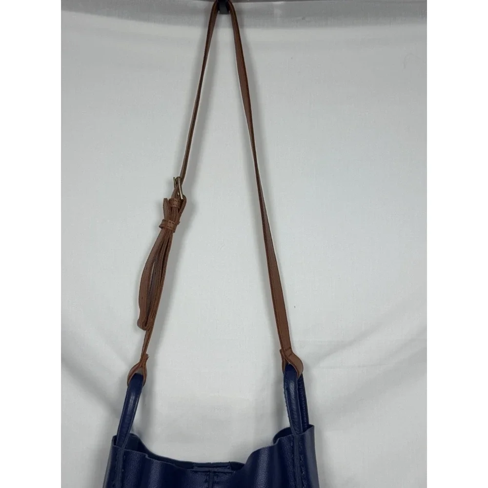The Sak Los Feliz Leather Bucket Bag Blue Brown Crossbody Shoulder Purse Boho